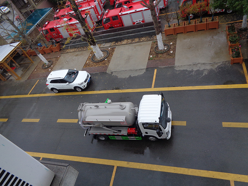 XZL5075GXW6型吸污車(chē)