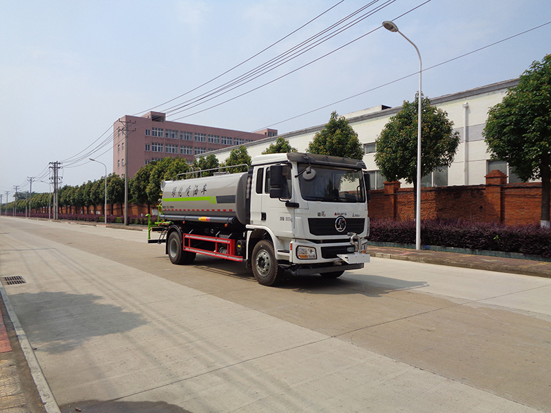 XZL5188GPS6S型綠化噴灑車